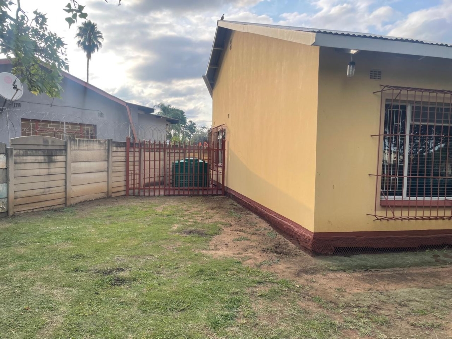 3 Bedroom Property for Sale in Oos Einde North West